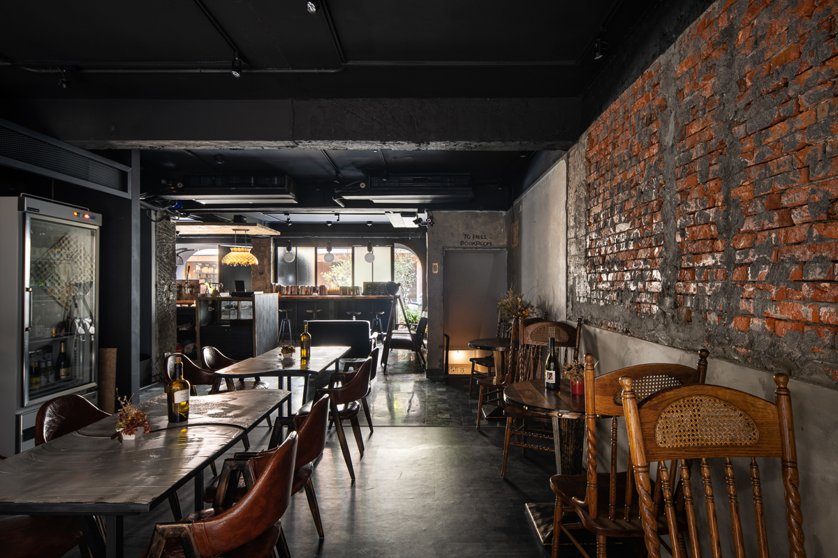 UNME 社會專案、餐酒館設計作品-厭世會社